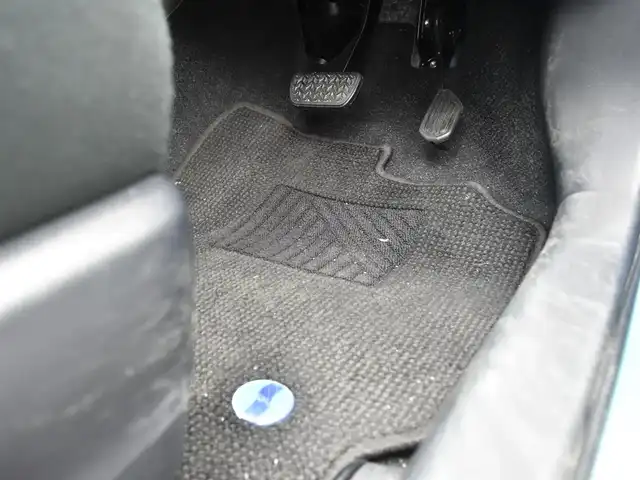 トヨタ アクア G 神奈川県 2014(平26)年 3.4万km クールソーダメタリック 社外メモリナビ/Bluetoothオーディオ/ワンセグテレビ/CD/DVD/オートライト/オートエアコン/スマートキー/ETC/純正フロアマット/取扱説明書/保証書