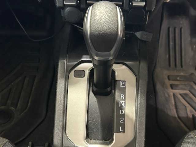 スズキ ジムニー XC 宮城県 2020(令2)年 4万km シフォンアイボリーM ワンオーナー/スズキセーフティ/衝突軽減システム/レーンキープアシスト/4WD/ターボ/純正ナビ/フルセグTV/バックカメラ/CD/DVD/Bluetooth/ETC/クルーズコントロール/ドライブレコーダー/TVキャンセラー/社外マフラー/シートヒーター/スマートキー/スペアキー
