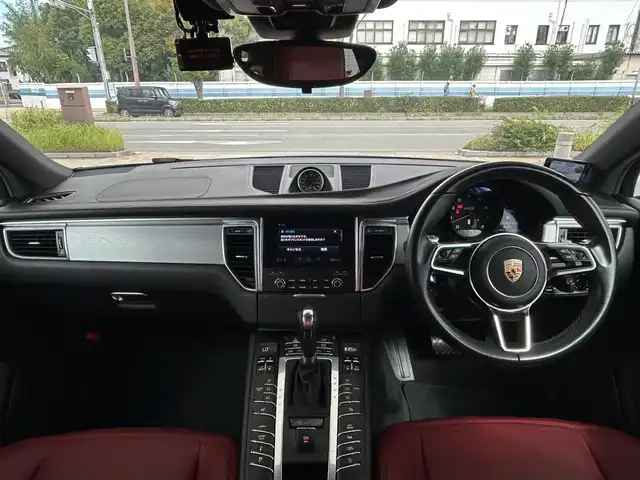 ポルシェ マカン GTS 兵庫県 2017(平29)年 4.4万km 黒 外部検査実施済み//スポーツクロノパッケージ//スポーツエグゾーストシステム//PASM（ポルシェアクティブサスペンションマネジメント）//スポーツモード//PCM（ポルシェコミュニケーションマネージメント）ナビ//BT/AUX//360度モニター//PDKシフトパドル//車線逸脱警報システム//赤革シート//前席シートヒーター/電動シート//クルーズコントロール//純正20インチAW//コーナーセンサー//スタート&ストップシステム//ETC//ドライブレコーダー前後//パワーバックドア//オートキセノンヘッドランプ//リヤフォグランプ//H30/R1/2/3/4/6年/ポルシェセンター記録簿