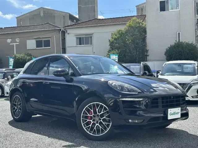 ポルシェ マカン GTS 兵庫県 2017(平29)年 4.4万km 黒 外部検査実施済み//スポーツクロノパッケージ//スポーツエグゾーストシステム//PASM（ポルシェアクティブサスペンションマネジメント）//スポーツモード//PCM（ポルシェコミュニケーションマネージメント）ナビ//BT/AUX//360度モニター//PDKシフトパドル//車線逸脱警報システム//赤革シート//前席シートヒーター/電動シート//クルーズコントロール//純正20インチAW//コーナーセンサー//スタート&ストップシステム//ETC//ドライブレコーダー前後//パワーバックドア//オートキセノンヘッドランプ//リヤフォグランプ//H30/R1/2/3/4/6年/ポルシェセンター記録簿