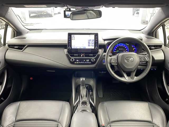 トヨタ カローラツーリング ハイブリッド ダブルバイビー 兵庫県 2019(令1)年 2.8万km スパークリングブラックパールクリスタルシャイン ・純正9インチディスプレイナビオーディオ&TV&BT&USB&Miracast/・バックカメラ/・トヨタセーフティーセンス/・プリクラッシュセーフティ/・レーントレーシングアシスト［LTA］/・レーンディパーチャーアラート［LDA］/・レーダークルーズコントロール/・オートマチックハイビーム［AHB］/・ロードサインアシスト［RSA］ /・インテリジェントクリアランスソナー/・ブラインドスポットモニター［BSM］ /・リヤクロストラフィックアラート［RCTA］/・パーキングサポートブレーキ［PKSB］/・先行車発進告知/・オートマチックハイビーム/・レーダークルーズコントロール/・純正フロアマット/・ハーフレザーシート/・純正17インチアルミホイール/・ドアミラーヒーター/・LEDオートライト/・LEDフォグランプ/・前後ドライブレコーダー/・ETC/・スマートキー