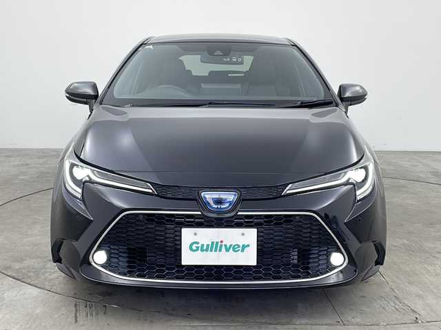 トヨタ カローラツーリング ハイブリッド ダブルバイビー 兵庫県 2019(令1)年 2.8万km スパークリングブラックパールクリスタルシャイン ・純正9インチディスプレイナビオーディオ&TV&BT&USB&Miracast/・バックカメラ/・トヨタセーフティーセンス/・プリクラッシュセーフティ/・レーントレーシングアシスト［LTA］/・レーンディパーチャーアラート［LDA］/・レーダークルーズコントロール/・オートマチックハイビーム［AHB］/・ロードサインアシスト［RSA］ /・インテリジェントクリアランスソナー/・ブラインドスポットモニター［BSM］ /・リヤクロストラフィックアラート［RCTA］/・パーキングサポートブレーキ［PKSB］/・先行車発進告知/・オートマチックハイビーム/・レーダークルーズコントロール/・純正フロアマット/・ハーフレザーシート/・純正17インチアルミホイール/・ドアミラーヒーター/・LEDオートライト/・LEDフォグランプ/・前後ドライブレコーダー/・ETC/・スマートキー
