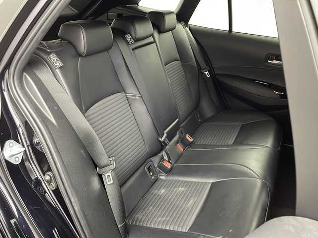 トヨタ カローラツーリング ハイブリッド ダブルバイビー 兵庫県 2019(令1)年 2.8万km スパークリングブラックパールクリスタルシャイン ・純正9インチディスプレイナビオーディオ&TV&BT&USB&Miracast/・バックカメラ/・トヨタセーフティーセンス/・プリクラッシュセーフティ/・レーントレーシングアシスト［LTA］/・レーンディパーチャーアラート［LDA］/・レーダークルーズコントロール/・オートマチックハイビーム［AHB］/・ロードサインアシスト［RSA］ /・インテリジェントクリアランスソナー/・ブラインドスポットモニター［BSM］ /・リヤクロストラフィックアラート［RCTA］/・パーキングサポートブレーキ［PKSB］/・先行車発進告知/・オートマチックハイビーム/・レーダークルーズコントロール/・純正フロアマット/・ハーフレザーシート/・純正17インチアルミホイール/・ドアミラーヒーター/・LEDオートライト/・LEDフォグランプ/・前後ドライブレコーダー/・ETC/・スマートキー