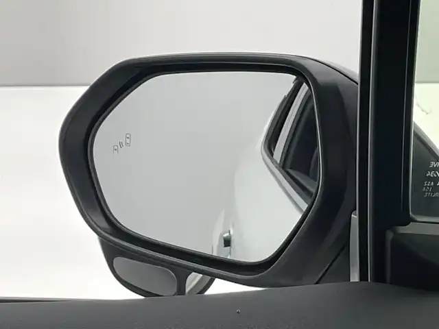 トヨタ Ｃ－ＨＲ G LEDエディション 愛知県 2018(平30)年 7.2万km ブラック/ホワイトパールクリスタルシャイン 2トーン 純正ナビ　BSM　セーフティセンス　追従クルコン　禁煙車　フルセグTV　DVD　ETC　バックカメラ　茶ハーフレザー　衝突軽減　LEDライト　フォグ　電子パーキング　コーナーセンサー　シートヒーター　オートワイパー　Bluetooth　ドラレコ　プッシュスタート　スマートキー　