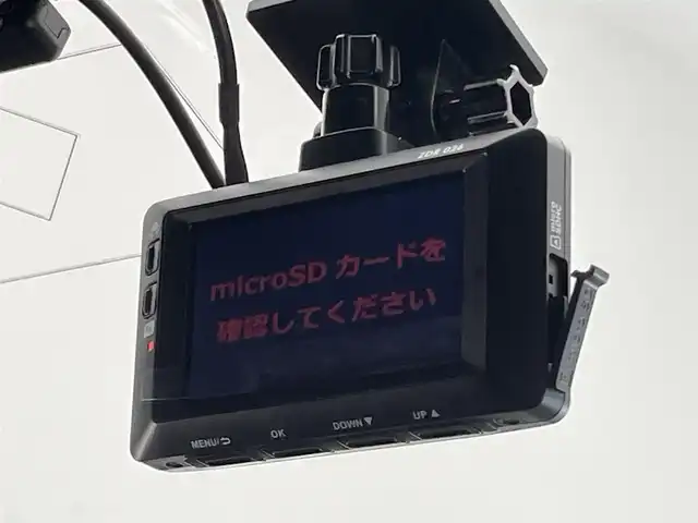 トヨタ Ｃ－ＨＲ G LEDエディション 愛知県 2018(平30)年 7.2万km ブラック/ホワイトパールクリスタルシャイン 2トーン 純正ナビ　BSM　セーフティセンス　追従クルコン　禁煙車　フルセグTV　DVD　ETC　バックカメラ　茶ハーフレザー　衝突軽減　LEDライト　フォグ　電子パーキング　コーナーセンサー　シートヒーター　オートワイパー　Bluetooth　ドラレコ　プッシュスタート　スマートキー　