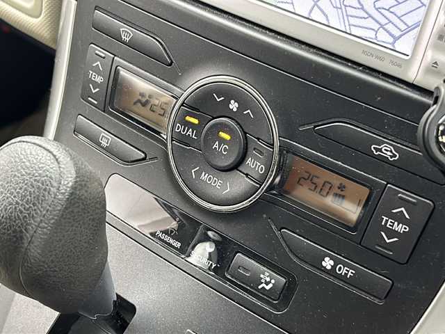 トヨタ オーリス 150X Mパッケージ 大阪府 2010(平22)年 3.8万km グレーメタリック 純正7インチナビ/・ワンセグTV/・CD/DVD/・SDサーバー/バックカメラ/AAC/ETC/ハロゲンヘッドライト