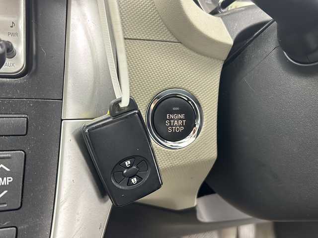 トヨタ オーリス 150X Mパッケージ 大阪府 2010(平22)年 3.8万km グレーメタリック 純正7インチナビ/・ワンセグTV/・CD/DVD/・SDサーバー/バックカメラ/AAC/ETC/ハロゲンヘッドライト