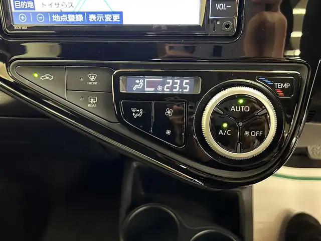 トヨタ アクア S スタイルブラック 群馬県 2020(令2)年 2.2万km ブラックマイカ トヨタセーフティーセンス/・プリクラッシュセーフティー/・レーンキープアシスト/・クリアランスソナー/・パノラミックビューモニター/・横滑り防止/・オートライト/・オートマチックハイビーム/純正7インチワイドナビ/・AM/FM/Bluetooth/・CD/ワンセグTV/LEDヘッドライト/純正ドライブレコーダー/純正ETC/純正フロアマット/純正ドアバイザー/スマートキー/プッシュスタート