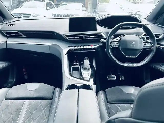 プジョー ３００８ GT ブルー HDi 大阪府 2019(令1)年 3.9万km 黒 パノラマサンルーフ/ACC/ハーフレザー/Dメモリ付きパワーシート/シートヒーター/純正ディスプレイオーディオ/applecarplay/バック・サイドカメラ/純正18インチAW/LEDヘッドライト/電動リアゲート/ブラインドスポット/ワイヤレス充電/クリアランスソナー/パドルシフト/ルーフレール/ETC/ドラレコ
