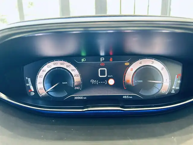 プジョー ３００８ GT ブルー HDi 大阪府 2019(令1)年 3.9万km 黒 パノラマサンルーフ/ACC/ハーフレザー/Dメモリ付きパワーシート/シートヒーター/純正ディスプレイオーディオ/applecarplay/バック・サイドカメラ/純正18インチAW/LEDヘッドライト/電動リアゲート/ブラインドスポット/ワイヤレス充電/クリアランスソナー/パドルシフト/ルーフレール/ETC/ドラレコ
