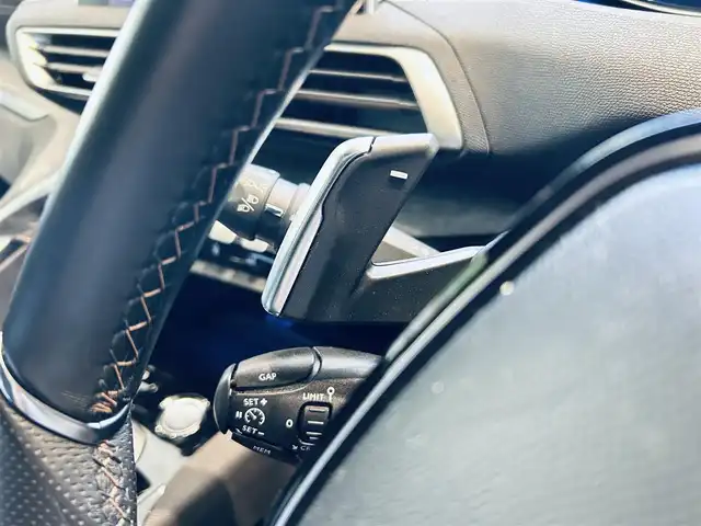 プジョー ３００８ GT ブルー HDi 大阪府 2019(令1)年 3.9万km 黒 パノラマサンルーフ/ACC/ハーフレザー/Dメモリ付きパワーシート/シートヒーター/純正ディスプレイオーディオ/applecarplay/バック・サイドカメラ/純正18インチAW/LEDヘッドライト/電動リアゲート/ブラインドスポット/ワイヤレス充電/クリアランスソナー/パドルシフト/ルーフレール/ETC/ドラレコ