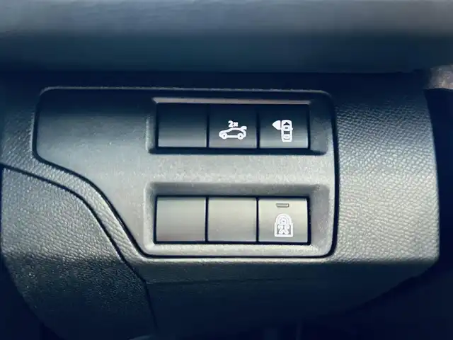 プジョー ３００８ GT ブルー HDi 大阪府 2019(令1)年 3.9万km 黒 パノラマサンルーフ/ACC/ハーフレザー/Dメモリ付きパワーシート/シートヒーター/純正ディスプレイオーディオ/applecarplay/バック・サイドカメラ/純正18インチAW/LEDヘッドライト/電動リアゲート/ブラインドスポット/ワイヤレス充電/クリアランスソナー/パドルシフト/ルーフレール/ETC/ドラレコ
