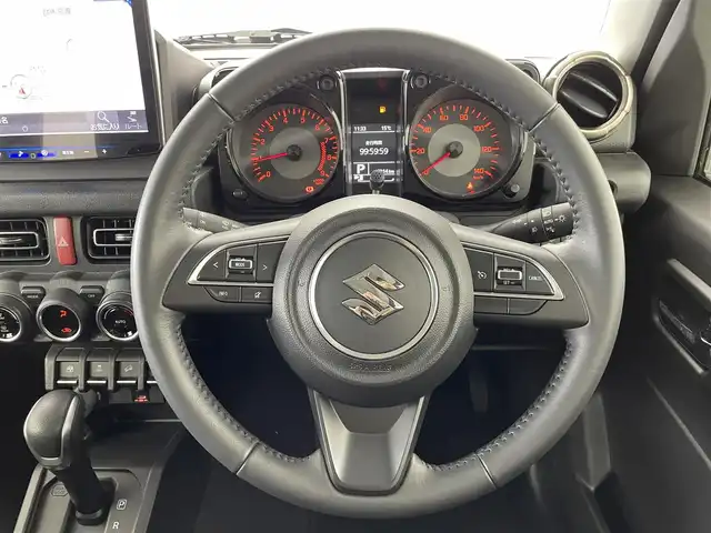 スズキ ジムニー XC 群馬県 2024(令6)年 0.6万km ミディアムグレー ALPINE11インチフローティングナビ/・AM/FM/Bluetooth/AppleCarPlay/AndroidAuto/＝＝＝＝＝＝/ＡＬＰＩＮＥ１１インチフローティングナビ　シートヒーター　クリアランスソナー　クルーズコントロール　バックカメラ　プッシュスタート　スマートキー　ホワイトレタータイヤ　ＬＥＤヘッドライト　４ＷＤ　禁煙