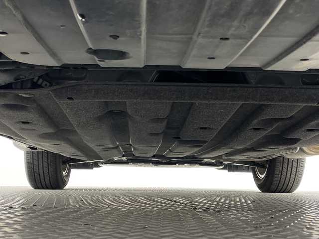 ホンダ ヴェゼル X ホンダセンシング 新潟県 2020(令2)年 2.8万km プラチナホワイトパール ホンダセンシング/純正8インチインターナビ/ CD/DVD/Bluetooth/フルセグTV/バックカメラ/レーダークルーズコントロール/LEDオートライト/純正16インチアルミホイール/ステアリングリモコン/レーンキープアシスト/ドラレコ/チップアップシート/スマートキー/ビルトインETC