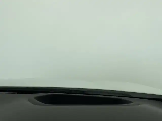 ＢＭＷ ５２３ｄ Mスポーツ 大分県 2020(令2)年 2.3万km アルピンホワイトⅢ ワンオーナー/インテリジェントセーフティ/ヘッドアップディスプレイ/360°モニター/純正10.25インチHDDナビゲーション/【フルセグTV、DVD再生可、BT対応、USB】/ステアリングスイッチ/黒レザーシート/・運転席2メモリーシート/・前席パワーシート/・全席シートヒーター/ミラー一体型ETC/SOSコール/レインセンサー/パワーバックドア/純正ドライブレコーダー(前方)/アイドリングストップ/横滑り防止装置/電動格納ミラー/純正フロアマット/オートライト/LEDヘッドライト/LEDフォグ/純正19インチアルミホイール/コーナーセンサー/保証書、取説、スペアキー有り