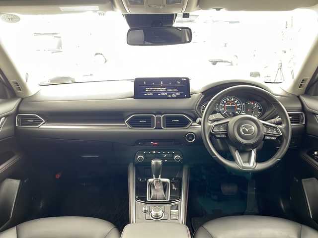 マツダ ＣＸ－５ XD ブラックトーンエディション 兵庫県 2022(令4)年 4.8万km ディープクリスタルブルーマイカ ・純正10.25インチナビ/CD/DVD/Bluetooth/TV/USB/・360°ビューモニター/・BOSEサウンドシステム/・ETC/・i-ACTIVSENSE/・スマートブレーキサポート/・スマートシティブレーキサポート/・レーンキープアシストシステム/・車間認知支援システム/・車線逸脱警報システム/・ブラインドスポットモニタリング/・クルージング＆トラフィックサポート/・ハンズフリー機能付パワーリフトゲート/・革巻きステアリング/・ステアリングスイッチ/・パドルシフト/・ステアリングヒーター/・ヘッドアップディスプレイ/・ハーフレザーシート/・運転席メモリー付きパワーシート/・前席シートヒーター/・純正フロアマット/・ＬＥＤヘッドライト/・オートライト/・アダプティブハイビームアシスト/・純正19インチアルミホイール/・置くだけ充電/・アイドリングストップ