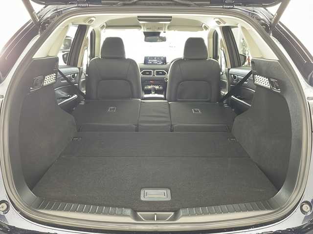 マツダ ＣＸ－５ XD ブラックトーンエディション 兵庫県 2022(令4)年 4.8万km ディープクリスタルブルーマイカ ・純正10.25インチナビ/CD/DVD/Bluetooth/TV/USB/・360°ビューモニター/・BOSEサウンドシステム/・ETC/・i-ACTIVSENSE/・スマートブレーキサポート/・スマートシティブレーキサポート/・レーンキープアシストシステム/・車間認知支援システム/・車線逸脱警報システム/・ブラインドスポットモニタリング/・クルージング＆トラフィックサポート/・ハンズフリー機能付パワーリフトゲート/・革巻きステアリング/・ステアリングスイッチ/・パドルシフト/・ステアリングヒーター/・ヘッドアップディスプレイ/・ハーフレザーシート/・運転席メモリー付きパワーシート/・前席シートヒーター/・純正フロアマット/・ＬＥＤヘッドライト/・オートライト/・アダプティブハイビームアシスト/・純正19インチアルミホイール/・置くだけ充電/・アイドリングストップ