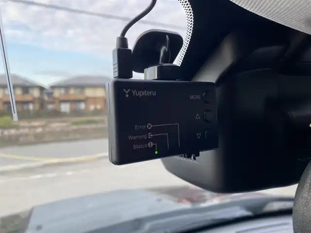 クライスラー・ジープ ジープ レネゲード トレイルホーク 福岡県 2019(令1)年 6.3万km 黒 ・クルーズコントロール/・純正ナビ/Bluetooth/USB/AUX/・バックカメラ/・ドライブレコーダー/・フルセグ/・ETC/・純正17AW/・LEDライト/・ブラインドスポット/・ダウンヒルアシスト