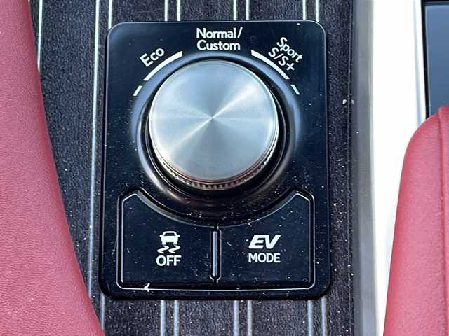 レクサス ＲＸ 450h Fスポーツ 山口県 2020(令2)年 2.7万km ソニックチタニウム 純正ナビ　/　・全方位カメラ　/　・Ｂｌｕｅｔｏｏｔｈ　/　・CD/　・USB/前後ドライブレコーダー　/ハンドルヒーター　/ヒートヒーター　/エアシート　/純正２０インチＡＷ　/コーナーセンサー　/ＨＵＤ　/ＬＥＤヘッドライト　/クルーズコントロール/ETC2.0/パワーシート/メモリーシート