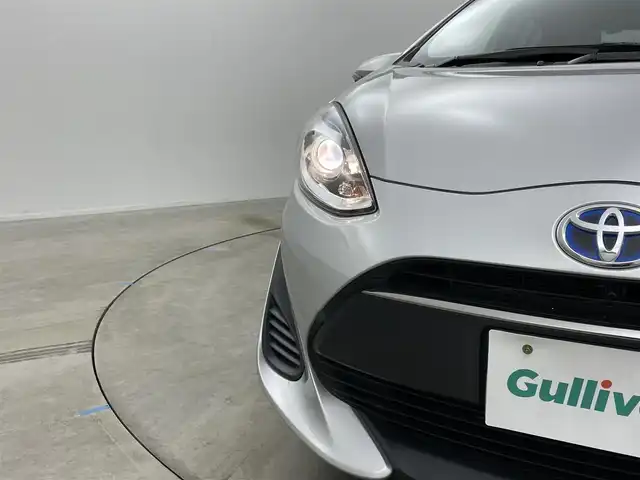 トヨタ アクア S スタイルブラック 岡山県 2017(平29)年 2.2万km シルバーM 純正ナビ NSCD-W66/地デジワンセグ/Bluetooth/CD/バックカメラ/ビルトインETC/ドライブレコーダー /セーフティセンス /・レーンディパーチャーアラート/・プリクラッシュセーフティ/・オートハイビーム /オートライト/純正フロアマット/プッシュスタート /スマートキー×2