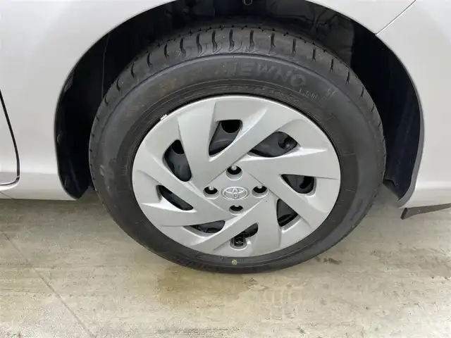 トヨタ アクア S スタイルブラック 岡山県 2017(平29)年 2.2万km シルバーM 純正ナビ NSCD-W66/地デジワンセグ/Bluetooth/CD/バックカメラ/ビルトインETC/ドライブレコーダー /セーフティセンス /・レーンディパーチャーアラート/・プリクラッシュセーフティ/・オートハイビーム /オートライト/純正フロアマット/プッシュスタート /スマートキー×2