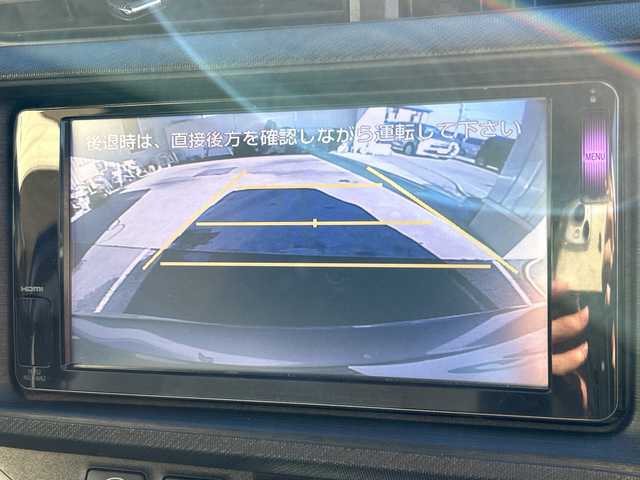 トヨタ アクア S 茨城県 2013(平25)年 8.4万km グレーメタリック 純正メモリナビ【NSLN-W62】/(地デジTV・BT・ラジオ再生)/ETC/バックカメラ/オートライト/LEDヘッドライト/純正フロアマット/スマートキー/取扱説明書/保証書