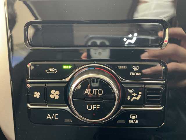 トヨタ ルーミー カスタムG－T 埼玉県 2025(令7)年 0.1千km ブラックマイカメタリック/パールホワイト2トーン スマートアシスト /純正9インチディスプレイオーディオ/ 　　BT/USB/HDMI/フルセグ/アップルカープレイ /全方位カメラ /両側電動スライドドア /レーダークルーズコントロール /LEDヘッドライト /シートヒーター /純正15インチアルミホイール /コーナーセンサー /ブレーキホールド /スマートキー×2 /禁煙車