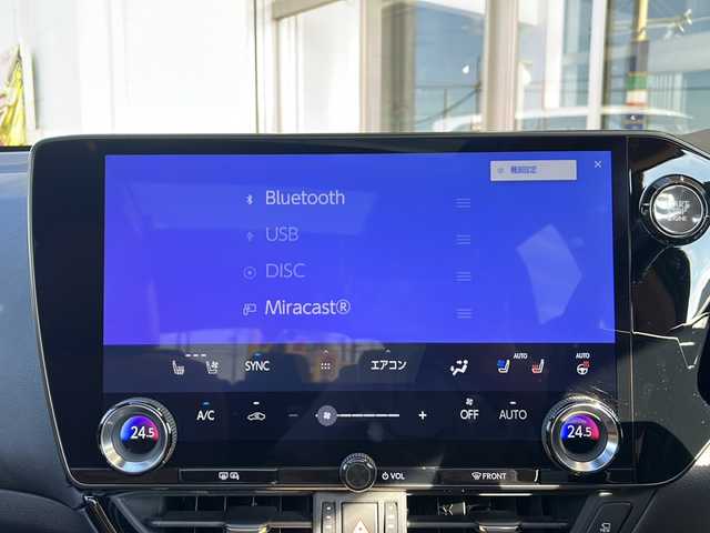 レクサス ＮＸ 250 バージョンL 静岡県 2022(令4)年 2万km ソニッククォーツ 純正ナビ/・ラジオ/フルセグTV/・Bluetooth/USB/CD/DVD/Miracast/主要装備/・レーダークルーズコントロール　/・ドライブレコーダー　/・ＥＴＣ２．０　/・ステアリングリモコン　/・パノラマルーフ　/・デジタルインナーミラー　/・シートヒーター　/・エアシート　/・ヘッドアップディスプレイ　/・ＢＳＭ/・ハンドルヒーター/・パドルシフト/・オートライト/・オートハイビーム/・アイドリングストップ/・ホールド/・パワーバックドア/・SOSコール/・ヒーテッドドアミラー/・プッシュスタート/・スマートキー