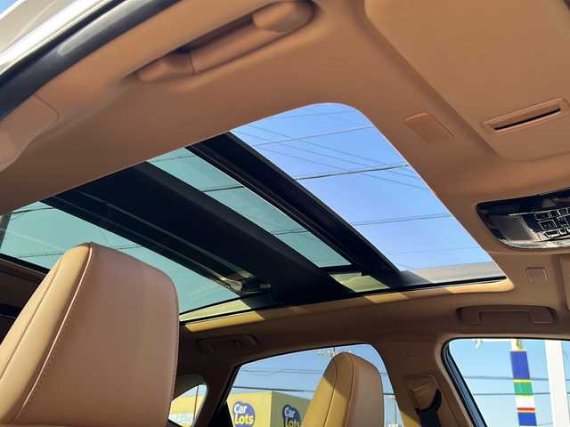 レクサス ＮＸ 250 バージョンL 静岡県 2022(令4)年 2万km ソニッククォーツ 純正ナビ/・ラジオ/フルセグTV/・Bluetooth/USB/CD/DVD/Miracast/主要装備/・レーダークルーズコントロール　/・ドライブレコーダー　/・ＥＴＣ２．０　/・ステアリングリモコン　/・パノラマルーフ　/・デジタルインナーミラー　/・シートヒーター　/・エアシート　/・ヘッドアップディスプレイ　/・ＢＳＭ/・ハンドルヒーター/・パドルシフト/・オートライト/・オートハイビーム/・アイドリングストップ/・ホールド/・パワーバックドア/・SOSコール/・ヒーテッドドアミラー/・プッシュスタート/・スマートキー