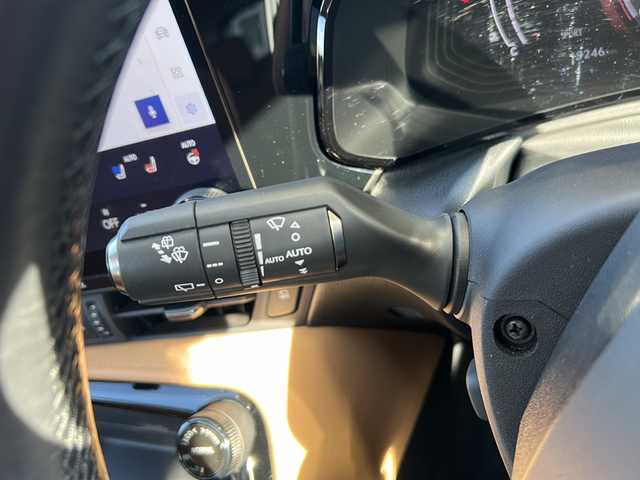 レクサス ＮＸ 250 バージョンL 静岡県 2022(令4)年 2万km ソニッククォーツ 純正ナビ/・ラジオ/フルセグTV/・Bluetooth/USB/CD/DVD/Miracast/主要装備/・レーダークルーズコントロール　/・ドライブレコーダー　/・ＥＴＣ２．０　/・ステアリングリモコン　/・パノラマルーフ　/・デジタルインナーミラー　/・シートヒーター　/・エアシート　/・ヘッドアップディスプレイ　/・ＢＳＭ/・ハンドルヒーター/・パドルシフト/・オートライト/・オートハイビーム/・アイドリングストップ/・ホールド/・パワーバックドア/・SOSコール/・ヒーテッドドアミラー/・プッシュスタート/・スマートキー