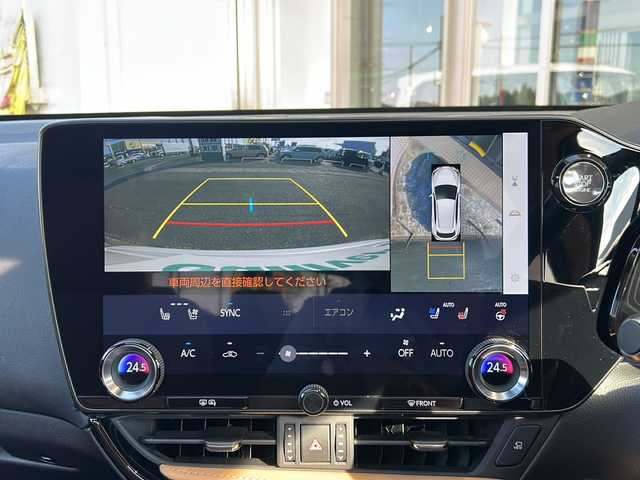 レクサス ＮＸ 250 バージョンL 静岡県 2022(令4)年 2万km ソニッククォーツ 純正ナビ/・ラジオ/フルセグTV/・Bluetooth/USB/CD/DVD/Miracast/主要装備/・レーダークルーズコントロール　/・ドライブレコーダー　/・ＥＴＣ２．０　/・ステアリングリモコン　/・パノラマルーフ　/・デジタルインナーミラー　/・シートヒーター　/・エアシート　/・ヘッドアップディスプレイ　/・ＢＳＭ/・ハンドルヒーター/・パドルシフト/・オートライト/・オートハイビーム/・アイドリングストップ/・ホールド/・パワーバックドア/・SOSコール/・ヒーテッドドアミラー/・プッシュスタート/・スマートキー