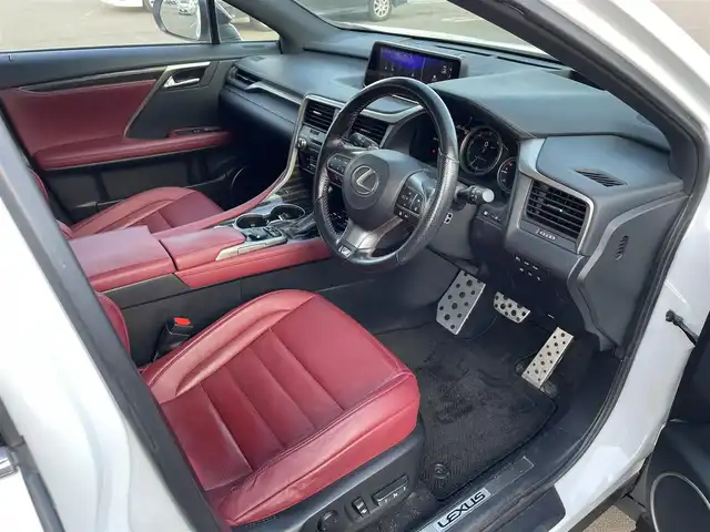 レクサス ＲＸ 200t Fスポーツ 道南・函館 2016(平28)年 6.4万km ホワイトノーヴァガラスフレーク /純正ナビ//フルセグＴＶ//ドライブレコーダー//バックカメラ//シートヒーター//ベンチレーション//パワーシート//パワーバックドア//ブラインドスポットモニター//クルーズコントロール//ヘッドアップディスプレイ//コーナーセンサー//レーンキープアシスト//衝突軽減ブレーキ//オートライト//オートハイビーム//LEDフォグライト//ステアリングヒーター//パドルシフト//フロアマット//スマートキー//プッシュスタート