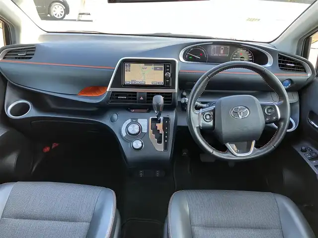 トヨタ シエンタ ハイブリッド G クエロ 広島県 2018(平30)年 5.5万km ブラックマイカ ワンオーナー/セーフティセンス/フロントモデリスタエアロ/両側パワースライドドア/ディラーオプションナビ/バックカメラ/フルセグTV/Bluetooth/ハーフレザー調シート/シートヒーター（運転席・助手席）/LEDヘッドライト/オートライト/ビルトインETC/新車保証書/取扱説明書/スペアキー