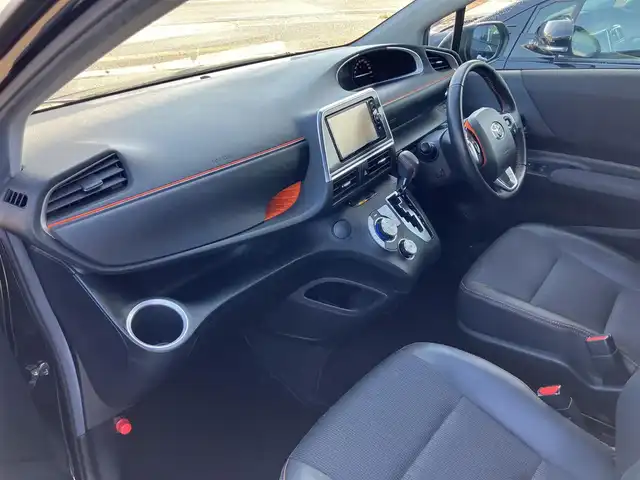 トヨタ シエンタ ハイブリッド G クエロ 広島県 2018(平30)年 5.5万km ブラックマイカ ワンオーナー/セーフティセンス/フロントモデリスタエアロ/両側パワースライドドア/ディラーオプションナビ/バックカメラ/フルセグTV/Bluetooth/ハーフレザー調シート/シートヒーター（運転席・助手席）/LEDヘッドライト/オートライト/ビルトインETC/新車保証書/取扱説明書/スペアキー