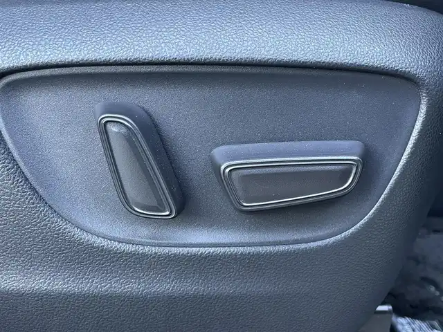 トヨタ アルファード Z 東京都 2024(令6)年 0.6万km プラチナホワイトパールマイカ 純正ナビ　/Ｂｌｕｅｔｏｏｔｈ　/ＵＳＢ　/ＨＤＭＩ　/全周囲カメラ　/フリップダウンモニター　/モデリスタエアロ　/おくだけ充電　/レーダークルーズコントロールシステム　/ＥＴＣ２．０　/前後ドライブレコーダー/電動リアゲート/サンルーフ/純正フロアマット/純正アルミホイール/純正LED