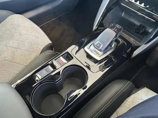 プジョー ２０８ GT ライン 茨城県 2020(令2)年 3.5万km 黄 ワンオーナー/純正ディスプレイオーディオ/Bカメラ/ETC/前後ドラレコ/アクティブセーフティブレーキ/トラフィックサインインフォメーション/ACC/BSM/アンビエントライト/Pシフト/LEDヘッドライト/インテリジェントハイビーム