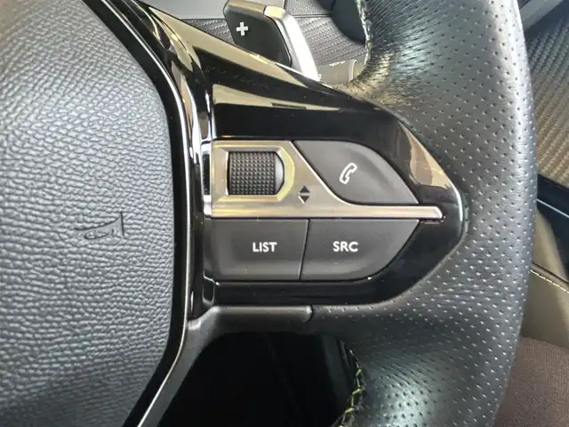 プジョー ２０８ GT ライン 茨城県 2020(令2)年 3.5万km 黄 ワンオーナー/純正ディスプレイオーディオ/Bカメラ/ETC/前後ドラレコ/アクティブセーフティブレーキ/トラフィックサインインフォメーション/ACC/BSM/アンビエントライト/Pシフト/LEDヘッドライト/インテリジェントハイビーム