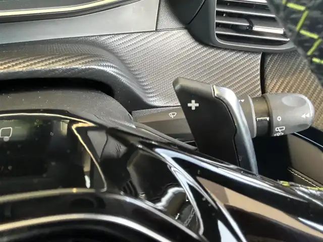 プジョー ２０８ GT ライン 茨城県 2020(令2)年 3.5万km 黄 ワンオーナー/純正ディスプレイオーディオ/Bカメラ/ETC/前後ドラレコ/アクティブセーフティブレーキ/トラフィックサインインフォメーション/ACC/BSM/アンビエントライト/Pシフト/LEDヘッドライト/インテリジェントハイビーム