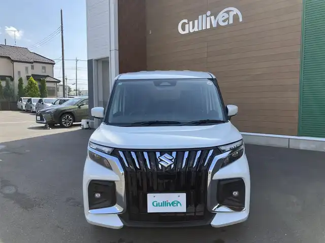 スズキ ソリオ バンディット HV MV 埼玉県 2025(令7)年 0.1万km ピュアホワイトP 登録時111km/ワンオーナー/両側パワースライドドア/スズキセーフティサポート/デュアルセンサーブレーキサポート2/アダプティブクルーズコントロール/　・全車速追随機能・停止保持機能付き/電動パーキングブレーキ/アイドリングストップ/パーキングセンサー/ブラインドスポットモニター/ヘッドアップディスプレイ/LEDヘッドライト/LEDフォグ/ハイビームアシスト/革巻きステアリング/運転席・助手席シートヒーター/プッシュスタートボタン/スマートキー2個/純正15インチAW/保証書・取扱説明書/