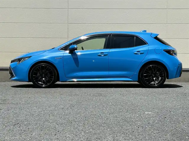 トヨタ カローラ スポーツ ハイブリッドG Z 茨城県 2018(平30)年 9.4万km シアンM 純正ナビ/セーフティセンス/・プリクラッシュセーフティ/・レーントレーシングアシスト/レーンディパーチャーアラート/・レーダークルーズコントロール/・オートマチックハイビーム/・ロードサインアシスト/・ドライバー異常時対応システム/・発進遅れ告知機能/社外18インチアルミホイール/純正フロアマット/純正ビルトインETC/シートヒーター/オートライト/バックカメラ/クルーズコントロール/ＨＤＭＩ