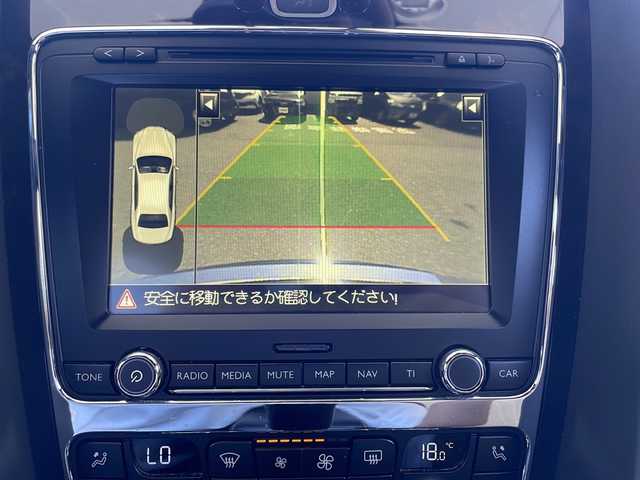 ベントレー フライングスパー V8 S 東京都 2016(平28)年 7.8万km 黒 左ハンドル/4WD/サンルーフ/純正ナビ/CD/DVD/SD/HDD/AUX/フルセグTV/バックカメラ/クリアランスソナー/ブラインドスポットモニター/レザーシート/全席パワーシート/前席シートヒーター・エアーシート/ETC/21インチアルミホイール/純正フロアマット/前後ドライブレコーダー/スーパーキャットレーダー/キーレスキー×2/取扱説明書/保証書