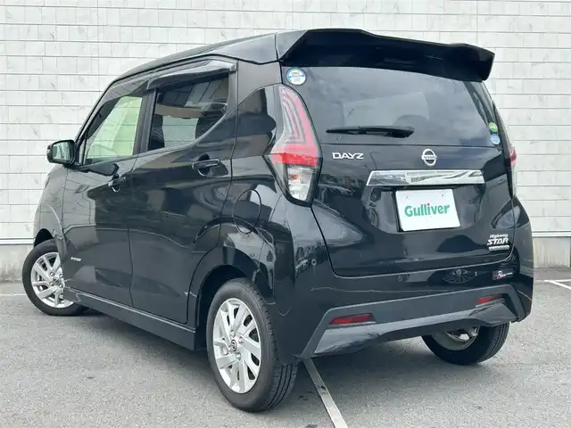 日産 デイズ HWS X プロパイロットED 静岡県 2020(令2)年 4.5万km ブラック ワンオーナー/純正9インチSDナビ/・フルセグTV/・Bluetooth接続/・DVD再生/・USB入力端子/プロパイロット/・車間距離維持/・車線維持/・渋滞時追従機能/・ナビリンク機能/エマージェンシーブレーキ/アラウンドビューモニター/バックビューモニター/プッシュスタート/スマートキー/スペアキー/電動パーキングブレーキ/オートブレーキホールド/前後コーナーセンサー/ETC/ベンチシート/LEDオートライト・オートハイビーム/取扱説明書/保証書