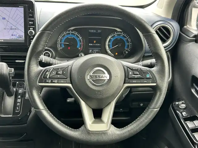 日産 デイズ HWS X プロパイロットED 静岡県 2020(令2)年 4.5万km ブラック ワンオーナー/純正9インチSDナビ/・フルセグTV/・Bluetooth接続/・DVD再生/・USB入力端子/プロパイロット/・車間距離維持/・車線維持/・渋滞時追従機能/・ナビリンク機能/エマージェンシーブレーキ/アラウンドビューモニター/バックビューモニター/プッシュスタート/スマートキー/スペアキー/電動パーキングブレーキ/オートブレーキホールド/前後コーナーセンサー/ETC/ベンチシート/LEDオートライト・オートハイビーム/取扱説明書/保証書