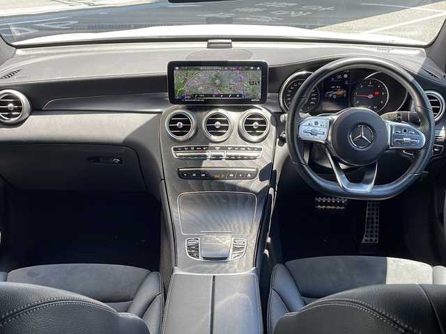 メルセデス・ベンツ ＧＬＣ２２０ d 4マチック AMGライン 神奈川県 2022(令4)年 4.8万km ダイヤモンドホワイト 純正ナビ/(FM/AM/USB/BT/TV)/バックカメラ/ETC2.0/360°カメラ/パワーシート(D/N席)/シートヒーター(全席)/置くだけ充電/ハーフレザーシート/LEDヘッドライト/アクティブレーンキーピングアシスト/ブラインドスポットアシスト/コーナーセンサー/ドライブレコーダー(前後)/純正AW/取扱説明書