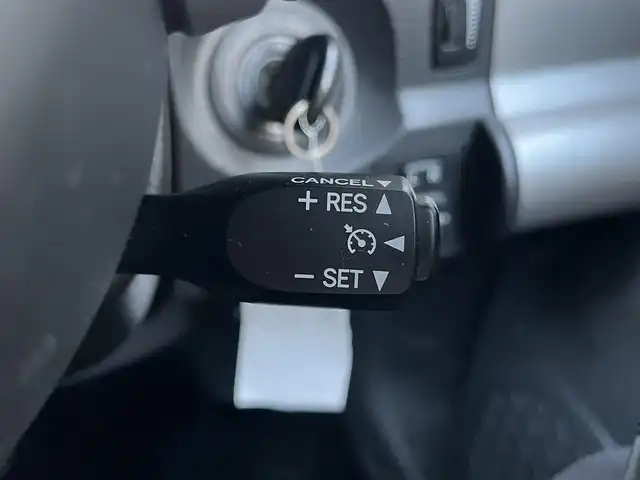 トヨタ ＦＪクルーザー カラーパッケージ 高知県 2011(平23)年 6.1万km イエロー/ホワイト 社外ナビ/　Bluetooth/フルセグ/　CD/DVD/AM/FM/4WD/バックカメラ/クルーズコントロール/ETC/ドライブレコーダー/リモコンキー/スペアキー/LEDヘッドライト/社外17インチアルミホイール/純正フロアマット/コーナーセンサー/ルーフレール/背面タイヤ/横滑り防止装置/盗難防止装置/保証書/取扱説明書/記録簿