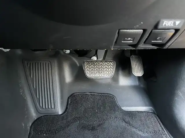 トヨタ ＦＪクルーザー カラーパッケージ 高知県 2011(平23)年 6.1万km イエロー/ホワイト 社外ナビ/　Bluetooth/フルセグ/　CD/DVD/AM/FM/4WD/バックカメラ/クルーズコントロール/ETC/ドライブレコーダー/リモコンキー/スペアキー/LEDヘッドライト/社外17インチアルミホイール/純正フロアマット/コーナーセンサー/ルーフレール/背面タイヤ/横滑り防止装置/盗難防止装置/保証書/取扱説明書/記録簿