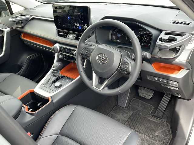トヨタ ＲＡＶ４ ハイブリッド アドベンチャー 青森県 2025(令7)年 0.5万km アーバンカーキ 4WD/寒冷地仕様/ワンオーナー/純正10.5インチコネクトナビ・フルセグTV/Bluetooth/USB/HDMI/OPパノラミックビューモニター/合皮スポーツシート/運転席パワーシート/前席エアシート・ヒーター/ステアリングヒーター/セーフティセンス/プリクラッシュセーフティ/レーダークルーズコントロール/レーントレーシングアシスト/オートマチックハイビーム/ブラインドスポットモニター/前後純正ドライブレコーダー/ビルトインETC2.0/トランクルーム保護マット/LEDヘッドライト/LEDフォグランプ/LEDリアフォグランプ/純正19インチアルミ/ルーフレール/モデリスタバンパープロテクター(JAOS)/モデリスタサイドステップ/スペアキー/保証書・取説書
