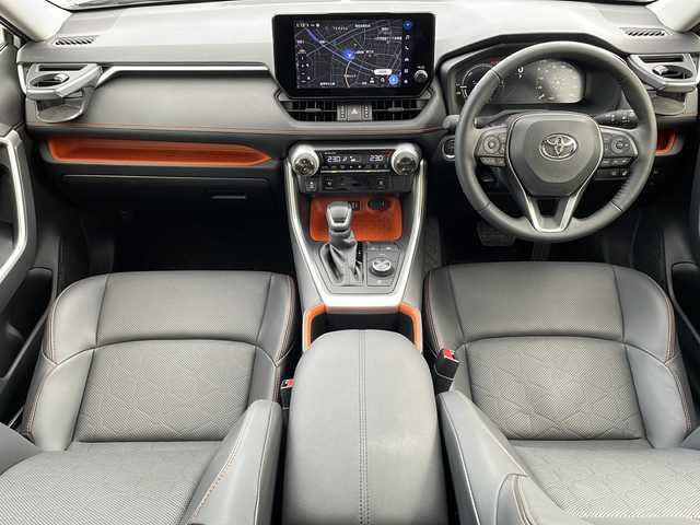トヨタ ＲＡＶ４ ハイブリッド アドベンチャー 青森県 2025(令7)年 0.5万km アーバンカーキ 4WD/寒冷地仕様/ワンオーナー/純正10.5インチコネクトナビ・フルセグTV/Bluetooth/USB/HDMI/OPパノラミックビューモニター/合皮スポーツシート/運転席パワーシート/前席エアシート・ヒーター/ステアリングヒーター/セーフティセンス/プリクラッシュセーフティ/レーダークルーズコントロール/レーントレーシングアシスト/オートマチックハイビーム/ブラインドスポットモニター/前後純正ドライブレコーダー/ビルトインETC2.0/トランクルーム保護マット/LEDヘッドライト/LEDフォグランプ/LEDリアフォグランプ/純正19インチアルミ/ルーフレール/モデリスタバンパープロテクター(JAOS)/モデリスタサイドステップ/スペアキー/保証書・取説書