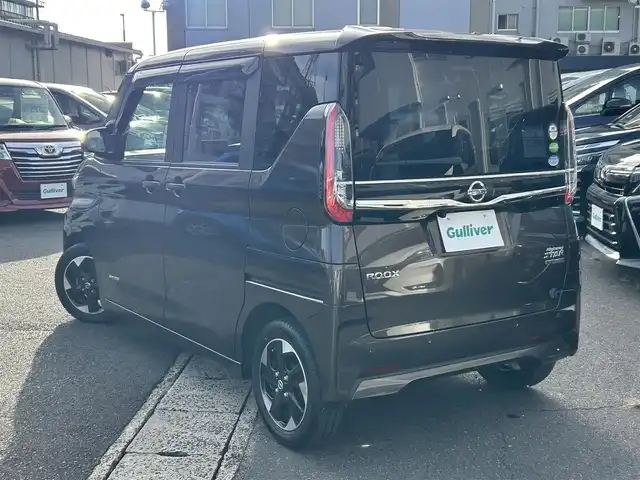 日産 ルークス ハイウェイスター X 島根県 2021(令3)年 4.3万km アッシュブラウンM 純正９型ＳＤナビ　/フルセグＴＶ　/ＤＶＤ再生　/Ｂｌｕｅｔｏｏｔｈ接続　/全方位／バック／サイド／フロントカメラ　/両側パワースライドドア/ビルトインＥＴＣ　/ナビ連動型ドライブレコーダー　/衝突軽減ブレーキ/リアサーキュレーター/アイドリングストップ/前後コーナーセンサー　/純正ＬＥＤヘッドライト　/純正１４インチアルミホイール/純正フロアマット