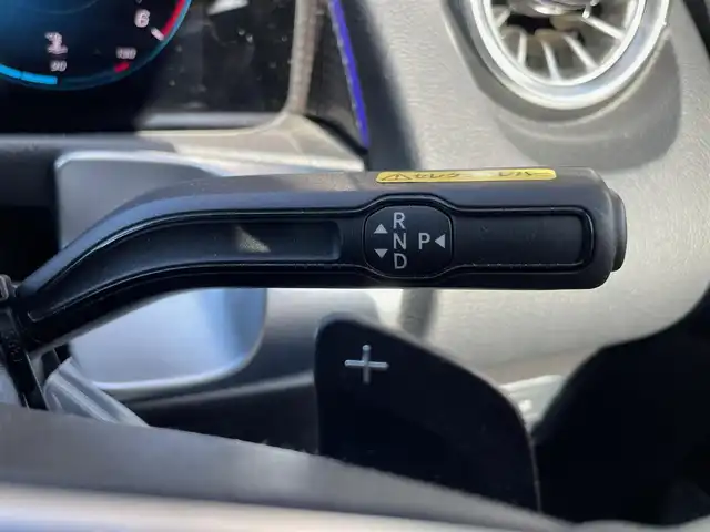 メルセデス・ベンツ Ｍ・ベンツ ＧＬＢ２００ｄ 4マチック 香川県 2022(令4)年 1.4万km コスモスブラック 純正ナビ/BT/USB/地デジ/全方位カメラ/バックカメラ/ACC/ブラインドスポットモニター/レーンアシスト/衝突軽減/アンビエントライト/パノラマサンルーフ/ハーフレザーシート/ドライブレコーダー/スマートキー/4WD/アイドリングストップ/シートヒーター/パワーバックドア/コーナーセンサー/純正18インチアルミ